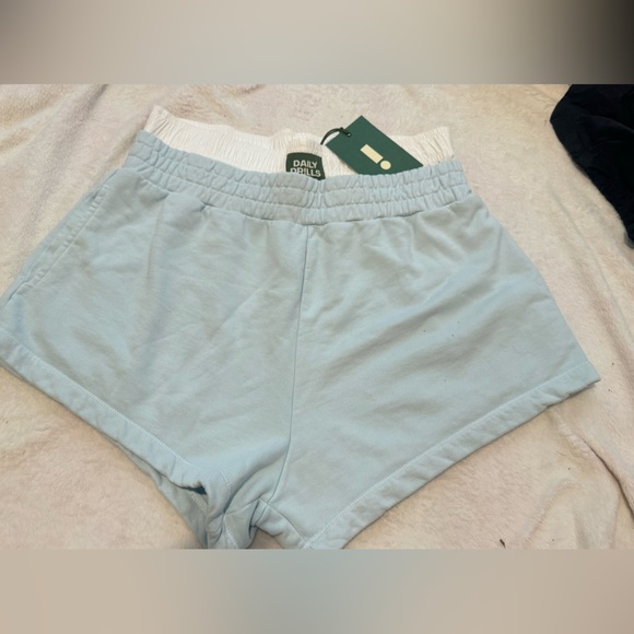 Daily Drills Shorts - Picture 2 of 4